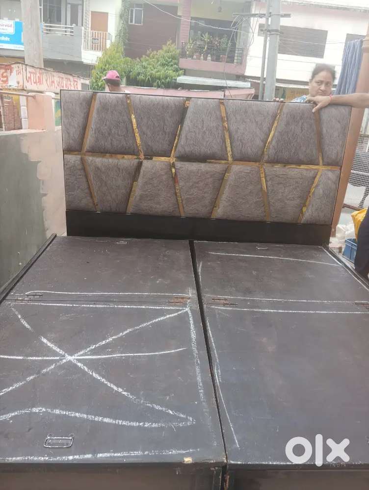 Double bed for sell