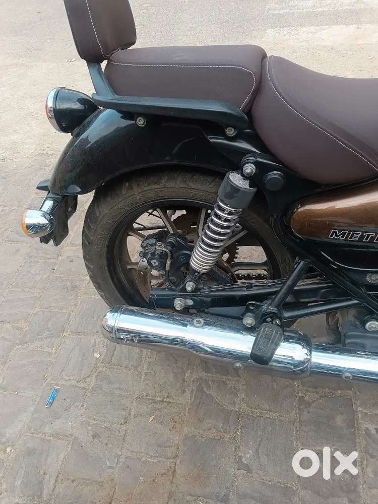 Brand new second hand supernova meteor 350 in very good condition