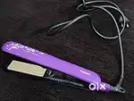 PHILIPS KERASHINE TITANIUM HAIR STRAIGHTENER