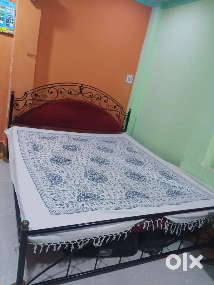 Wrought iron king size bed