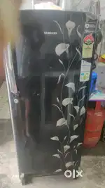 Good Like New Condition Refrigerator for Sale in 183 Litters