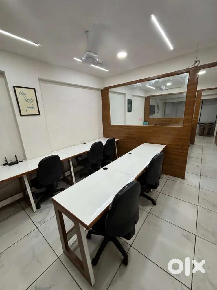 Fully furnished office space available in Sapna sangeeta ready to move