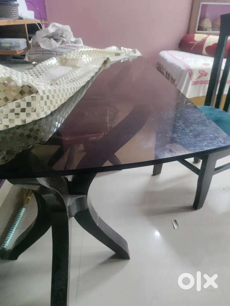 DINNING TABLE