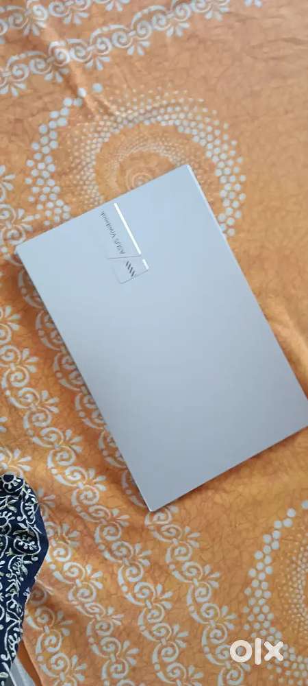 Asus vivobook 14