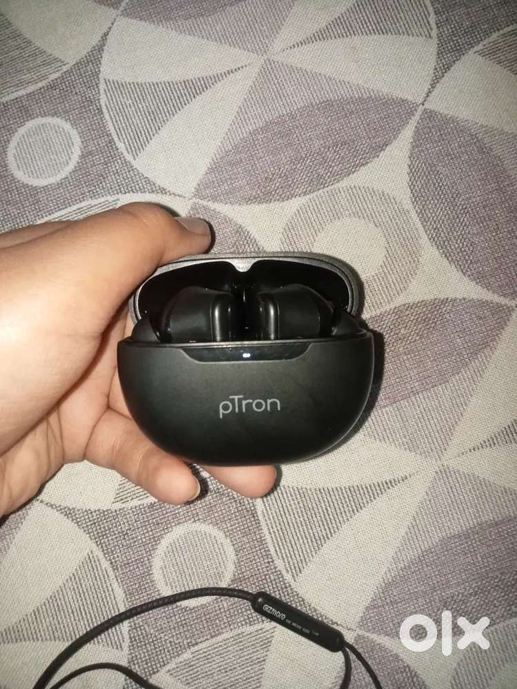 pTron bassbuds mojo only 500₹ and this real price is 2899₹