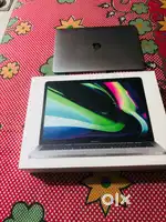 Macbook Pro 13 inch Two Thunderbolt 3 ports