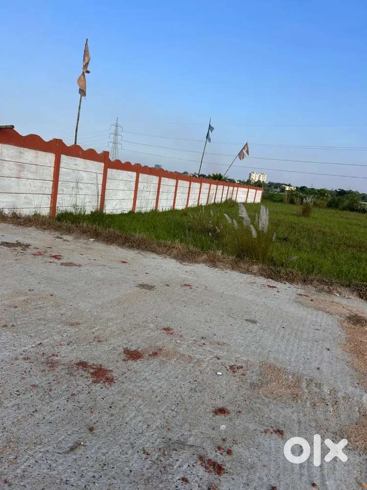 Residential plot Sale in gated society