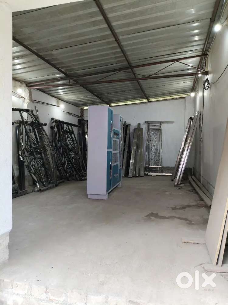 Warehouse/Godown available for rent (5800), Sonarpur, Main Road Facing
