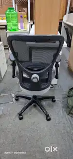 OFFICE  CHAIRS