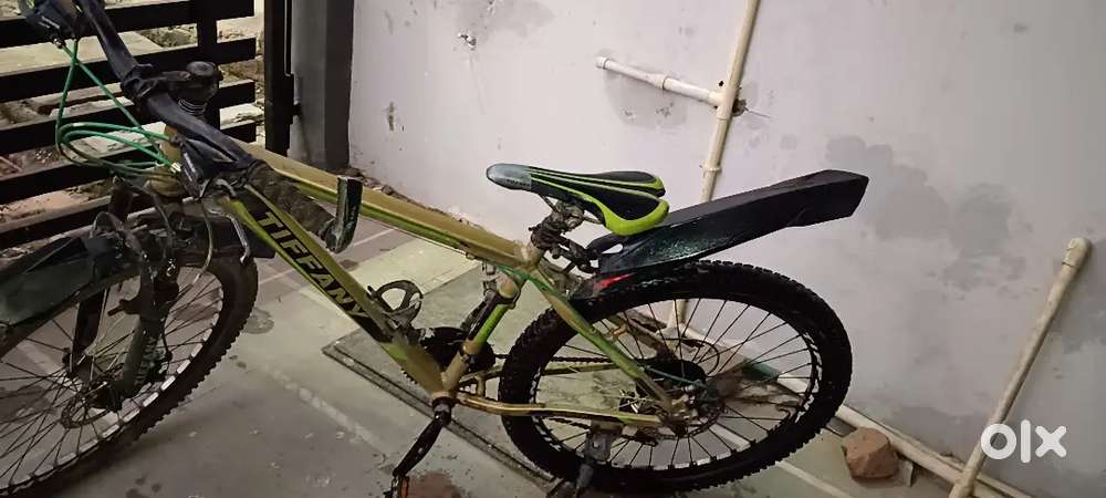 TIFFANY 21 GEARS CYCLE NEW CONDITION