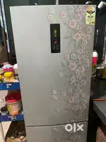 Haier fridge 345 litt Samsung fridge, five star rating, good condition