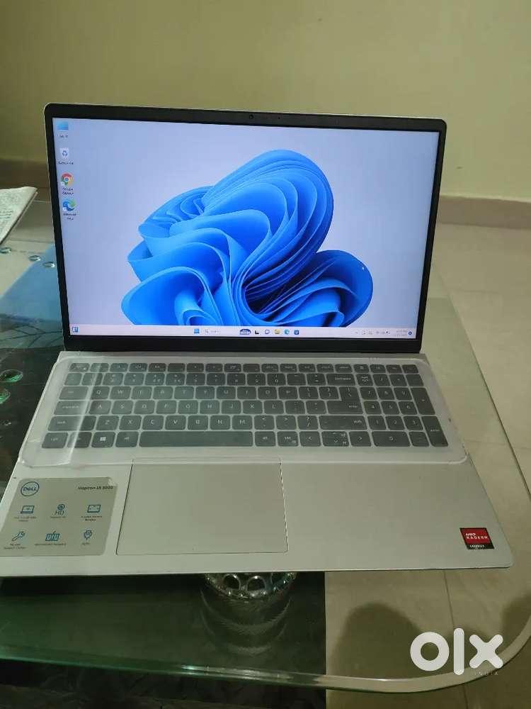 Dell Inspiron15 3000 i3 Laptop 8/512 SSD