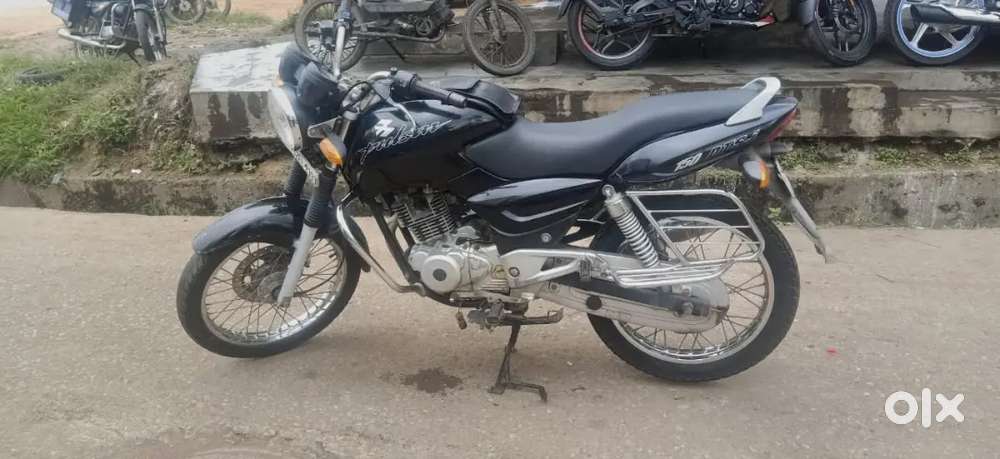 BAJAJ PULSAR 150 [2001-2011] (2004)