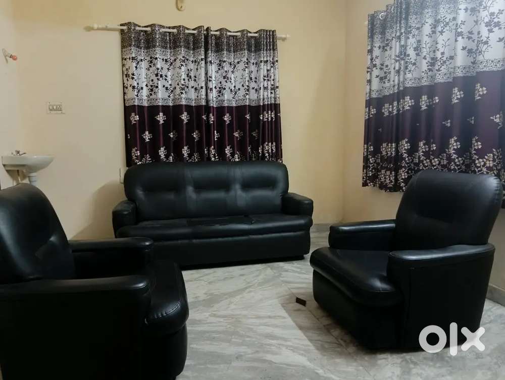 GENTS ONLY FOR RENT 1BHK FURNISHED APARTMENT KAKKANAD NEAR INFOPARK