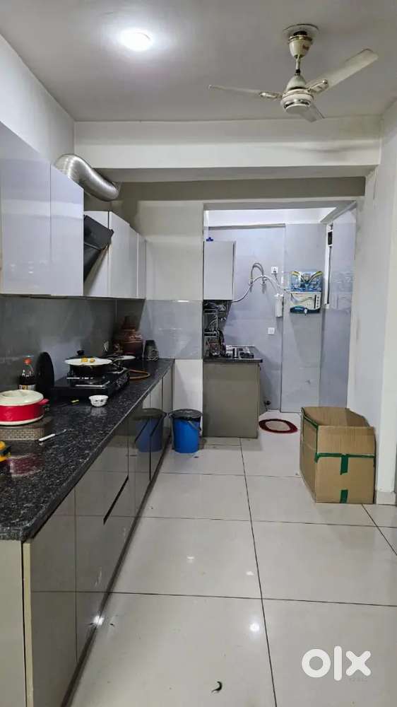 3bhk semi furnished Flat Peer Muchla