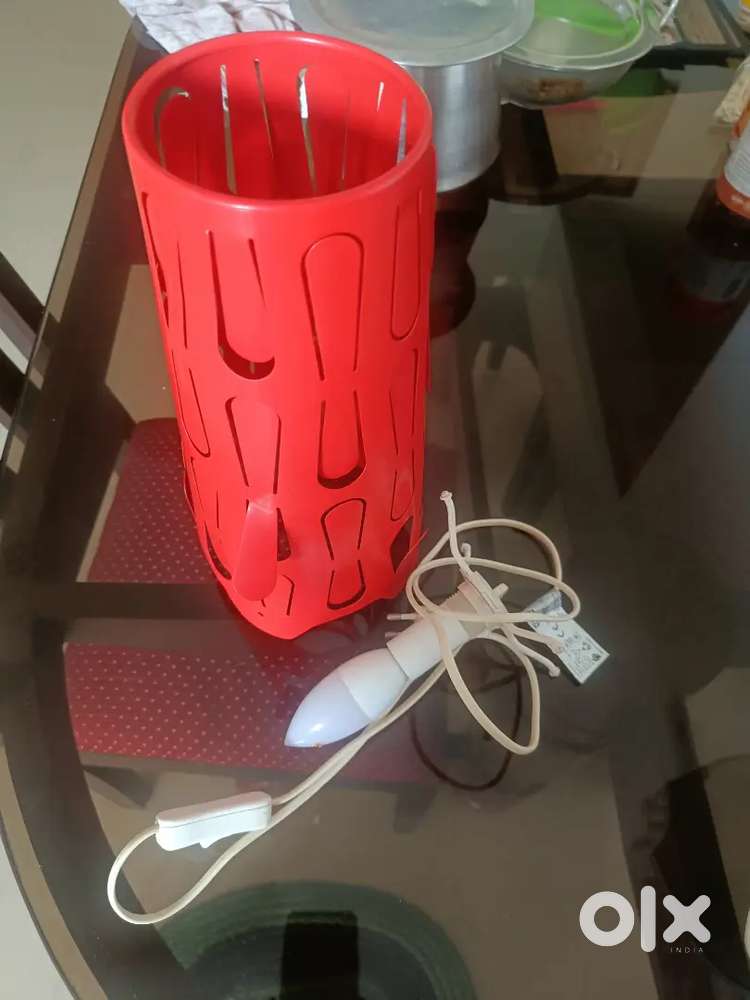 Table lamp in working condition