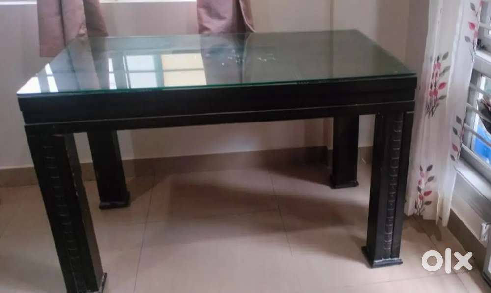 Dining table with 4 chairs