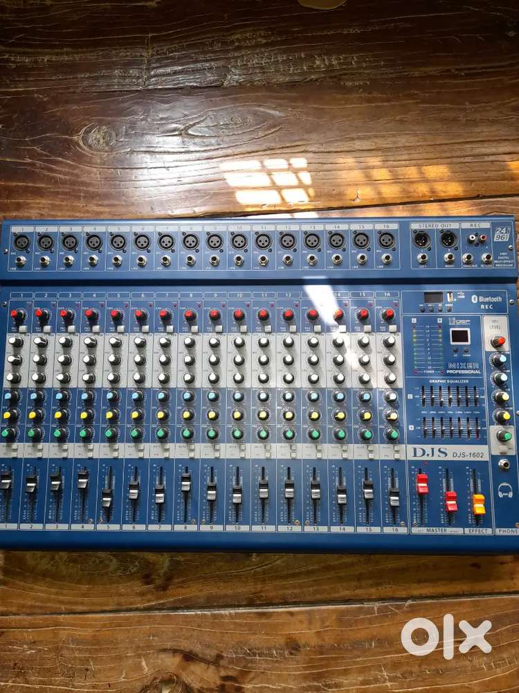 Proteq 16 Channel Mixer