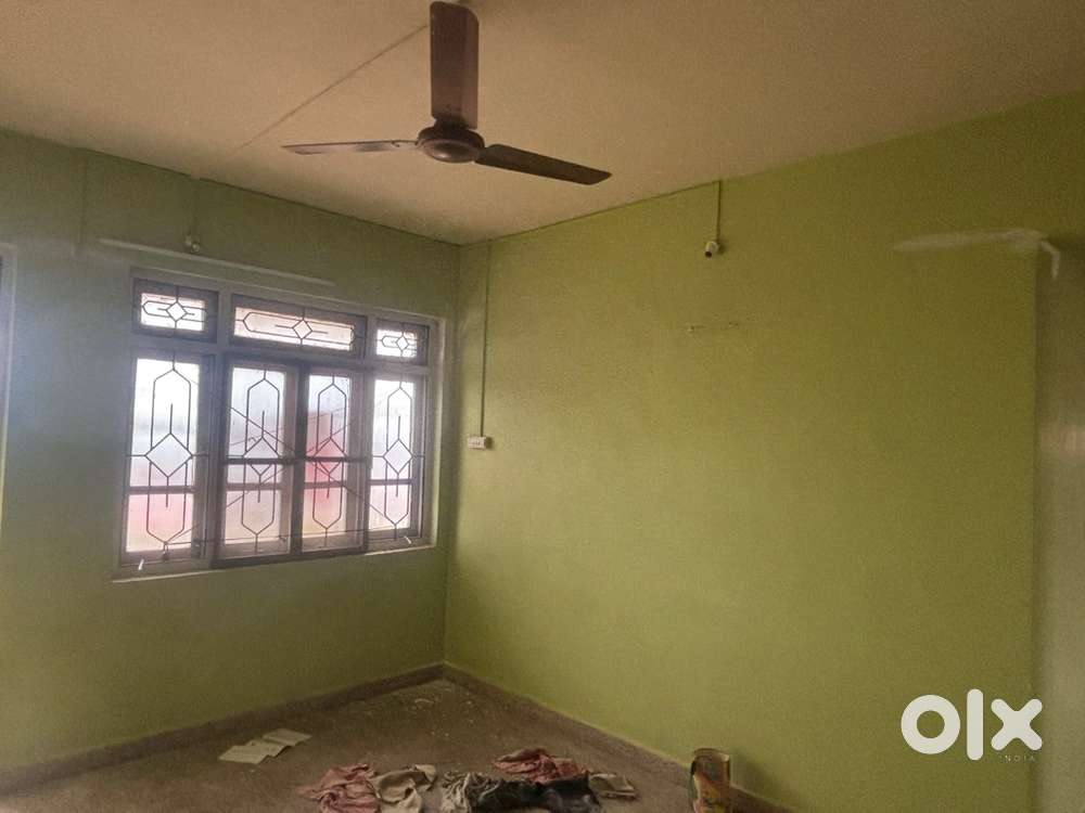 Available 3bhk flat at  mapusa city 5mints from main market 20k