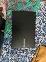ASUS Vivobook AMD Ryzen 5 - 7520U 16gb 512gb radion grapics 2mnths old