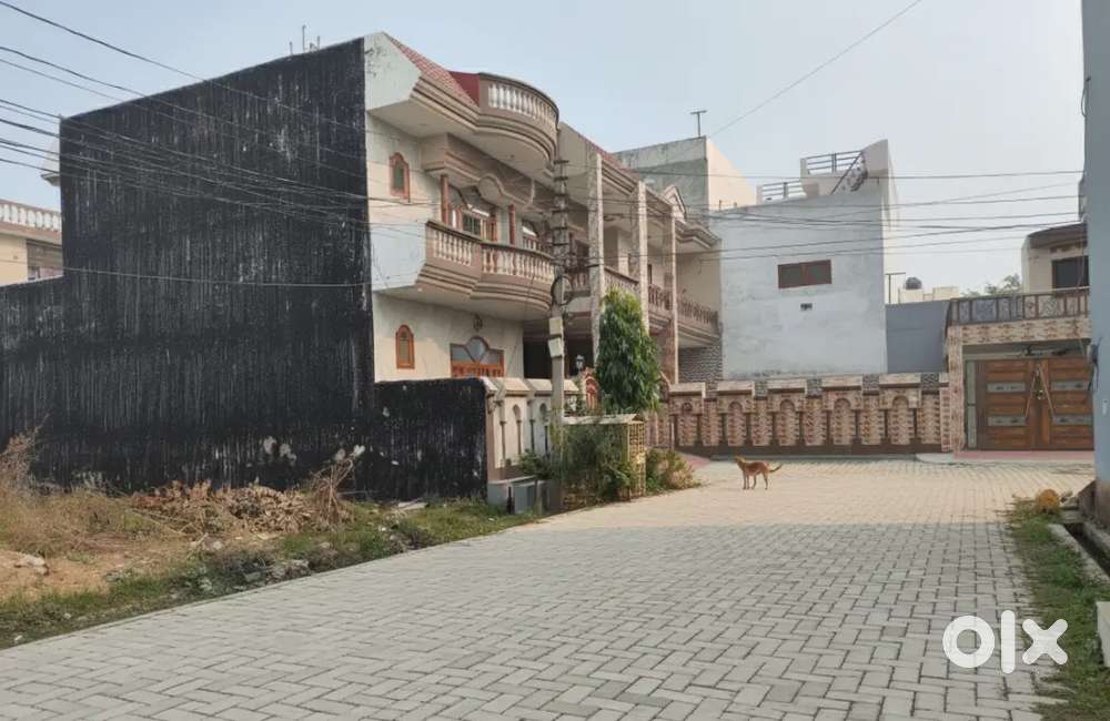 Subedar vp  singh Ganganagar 200 ghz plot in 25 year old colony o