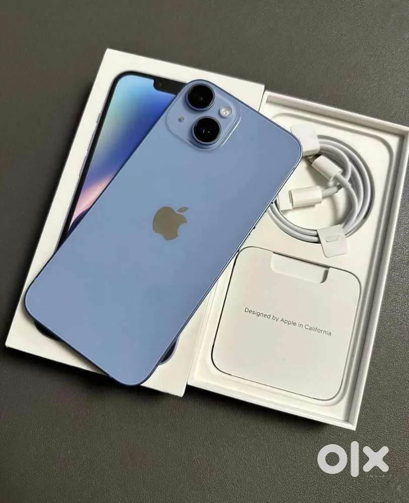Selling my  6 month old iphone 14 need urgent money