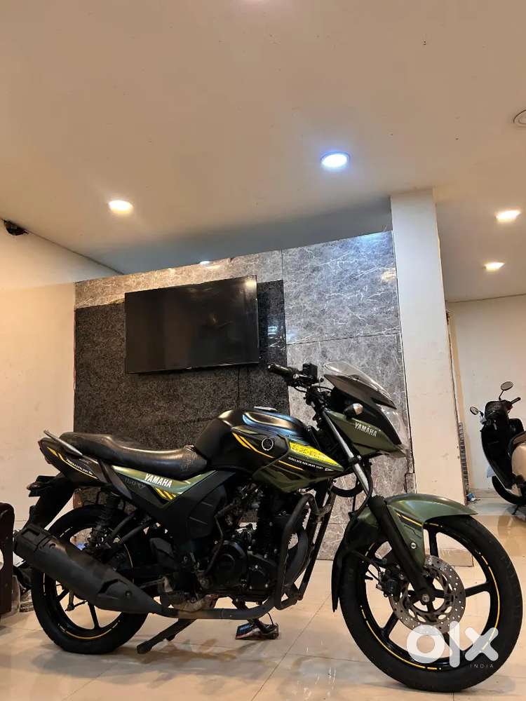 MINT CONDITION YAMAHA SZRR,ALMOST UNUSED VEHICLE,MODEL OF 2020