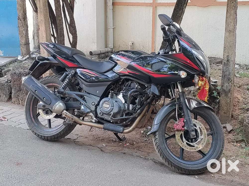 Pulsar 220 For sale on Mint condition