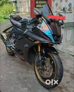 R15 v4 yamaha