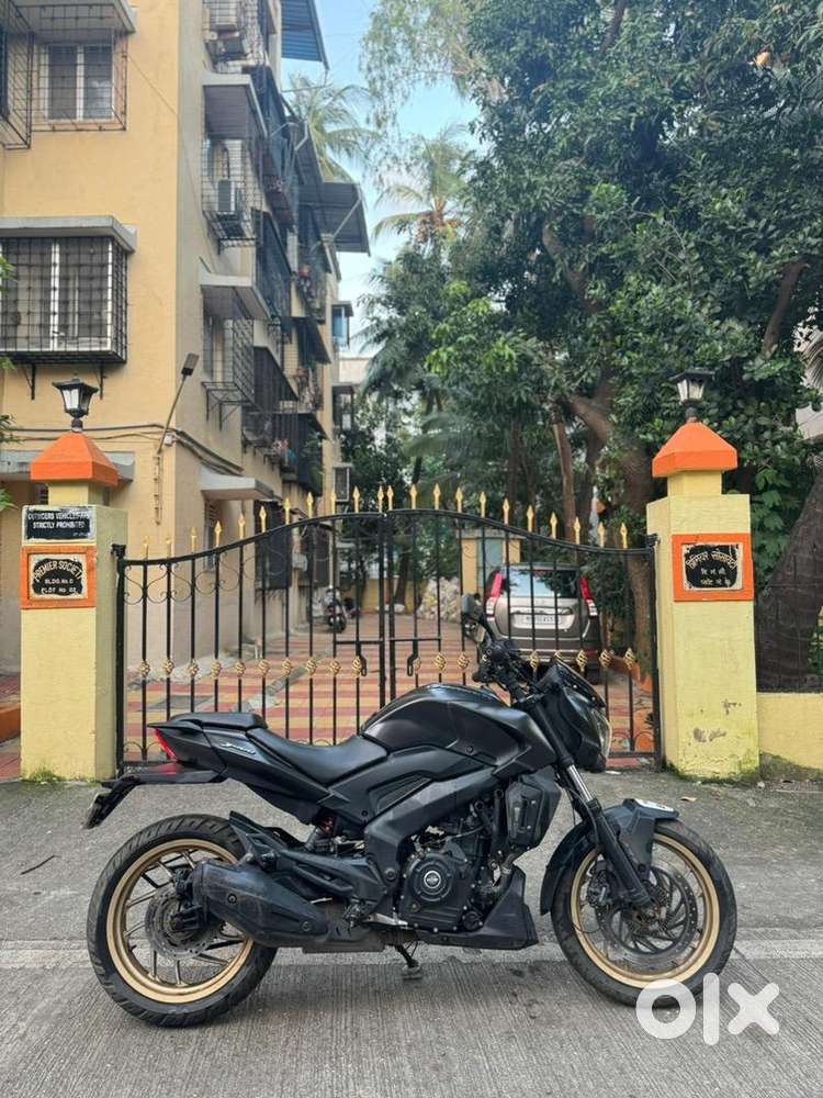 BAJAJ DOMINAR 400