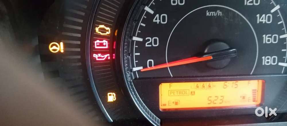 50/50 pr chalani hai ya fir salary basis woh aapka Mann hai