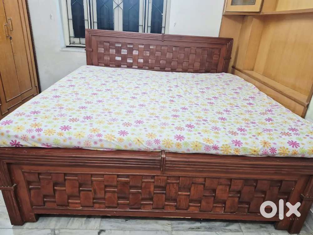 6X6 Double Bed having Storage without Mattress