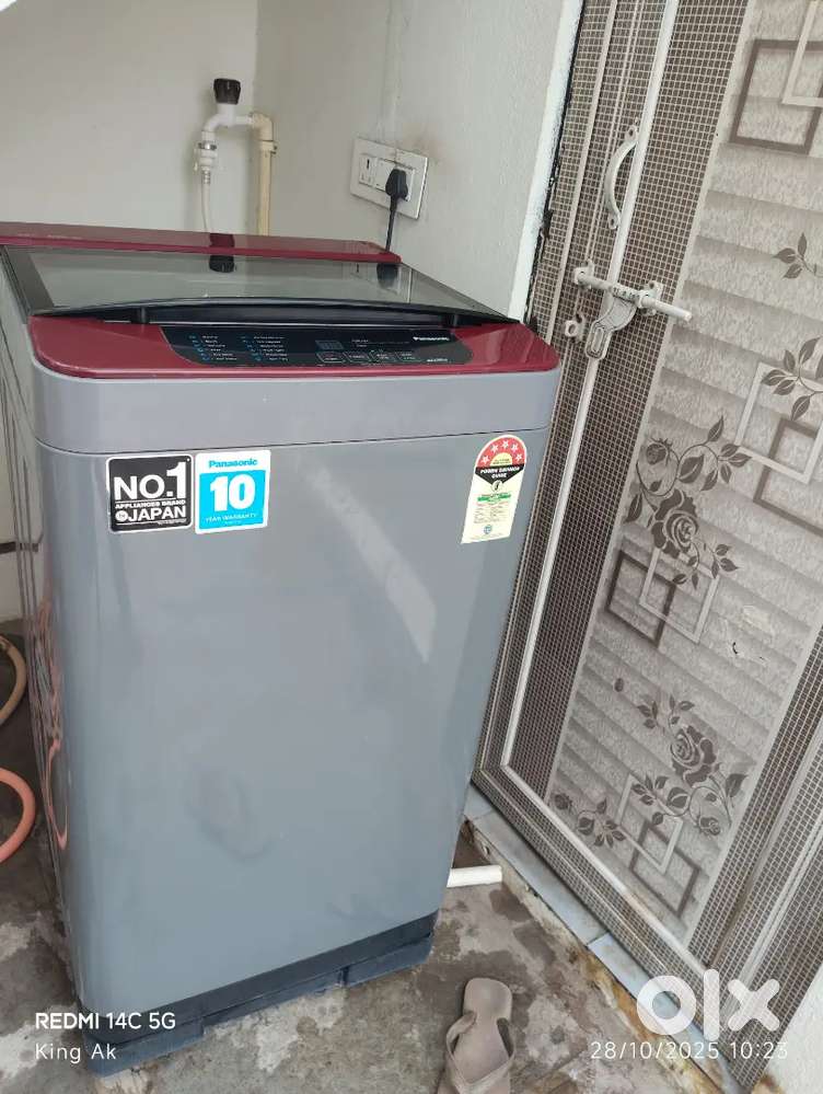 Neat and clean Panasonic washing machine