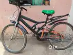 Cycle ka sub kuch theek ha ko bhe problem nahi ha mana new cycle khari