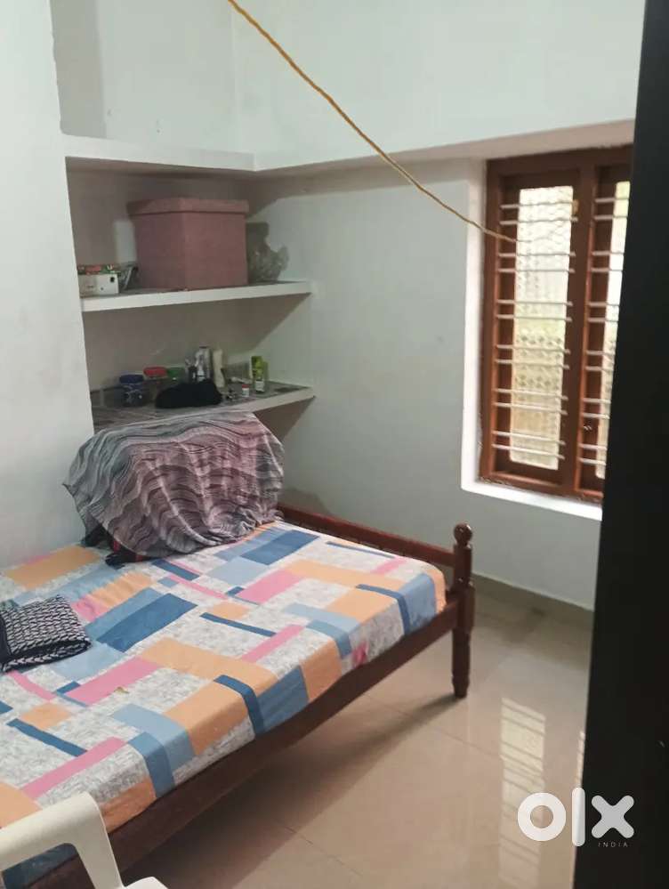 POSH AC PG AT EDAPALLY  ONLY LADIES