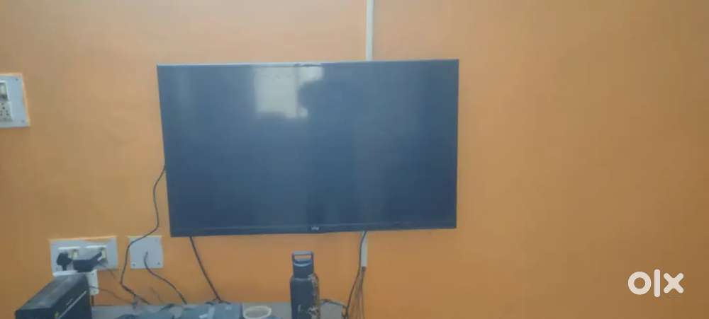 Vu 40 Inch LED TV for sale