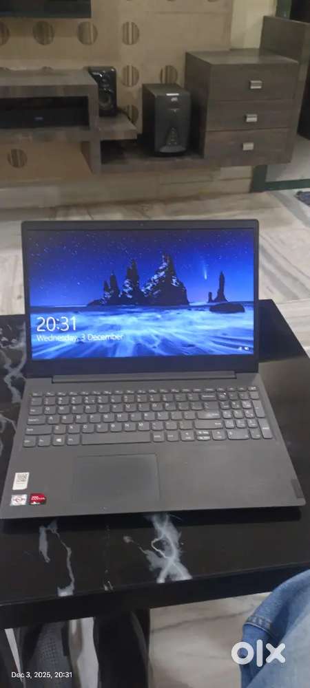 Lenovo laptop 12 gb ram 1 tb hhd and 256 gb ssd