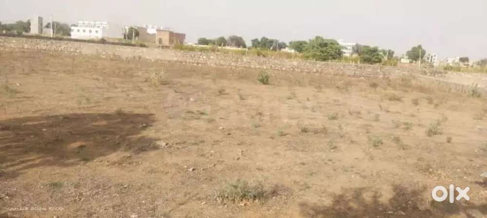 2 Raaste ka 250 varg gaj plot on Nawalgarh road