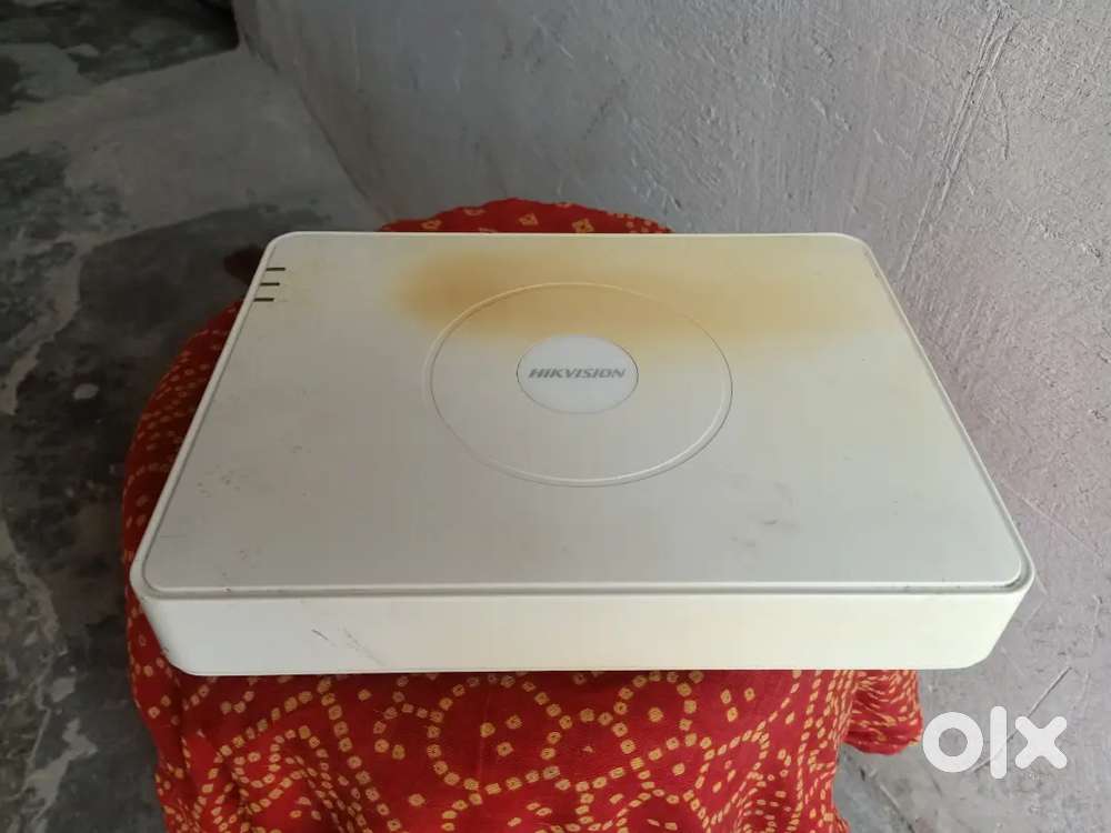 16 Channel HKvision DVR+LG Monitor