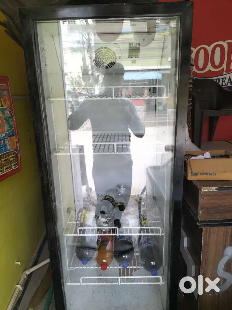 Display fridge