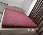 DOuble bEd King size with sleepwell mattress