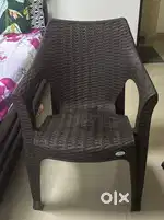 4 Fiber Chairs