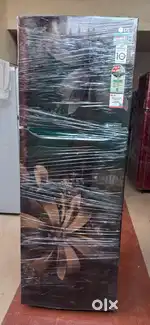 Washing Machine & Fridge – Great Condition 6 months warranty only 7000