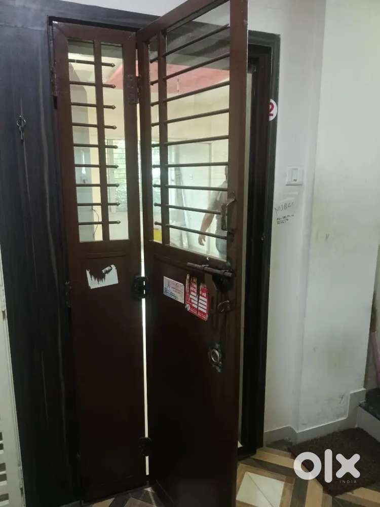 Nashik road , Dwarka santer point