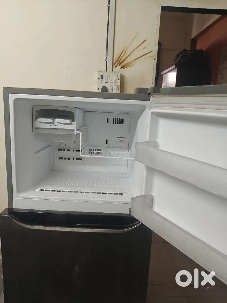 LG refrigerator