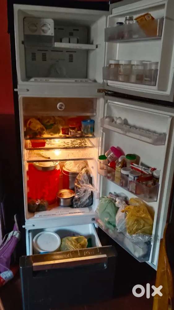 Fridge for sale - 35,000