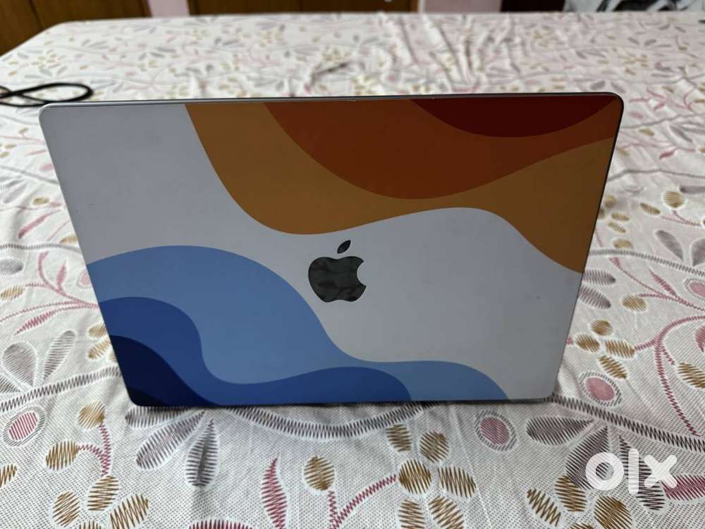 MacBook Pro 14-inch 2021 M1, 16GB RAM, 512GB SSD