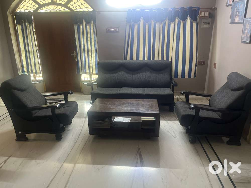 5 Seater Sofa Set (3+1+1)