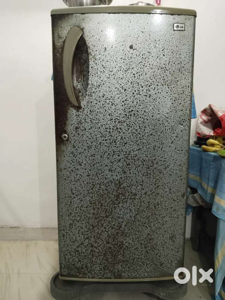 LG SINGLE DOOR FRIDGE (Perfectly working)