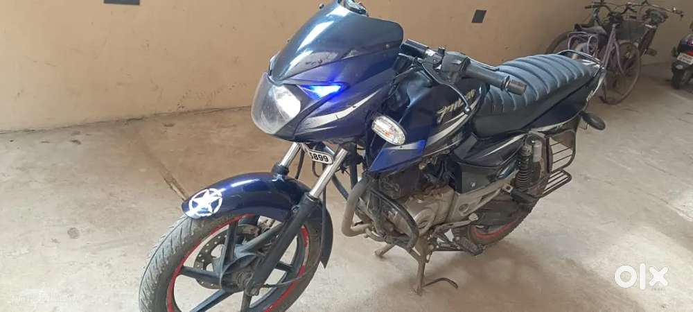 Bajaj Pulsar 150  2015 model